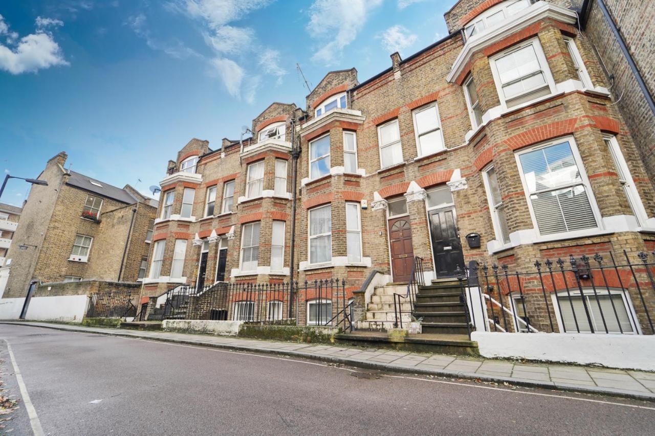5b Belvedere Buildings Londra